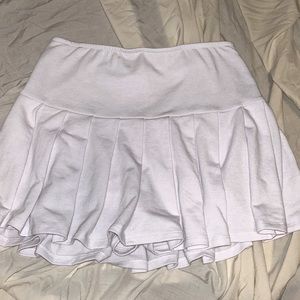 white tennis skirt